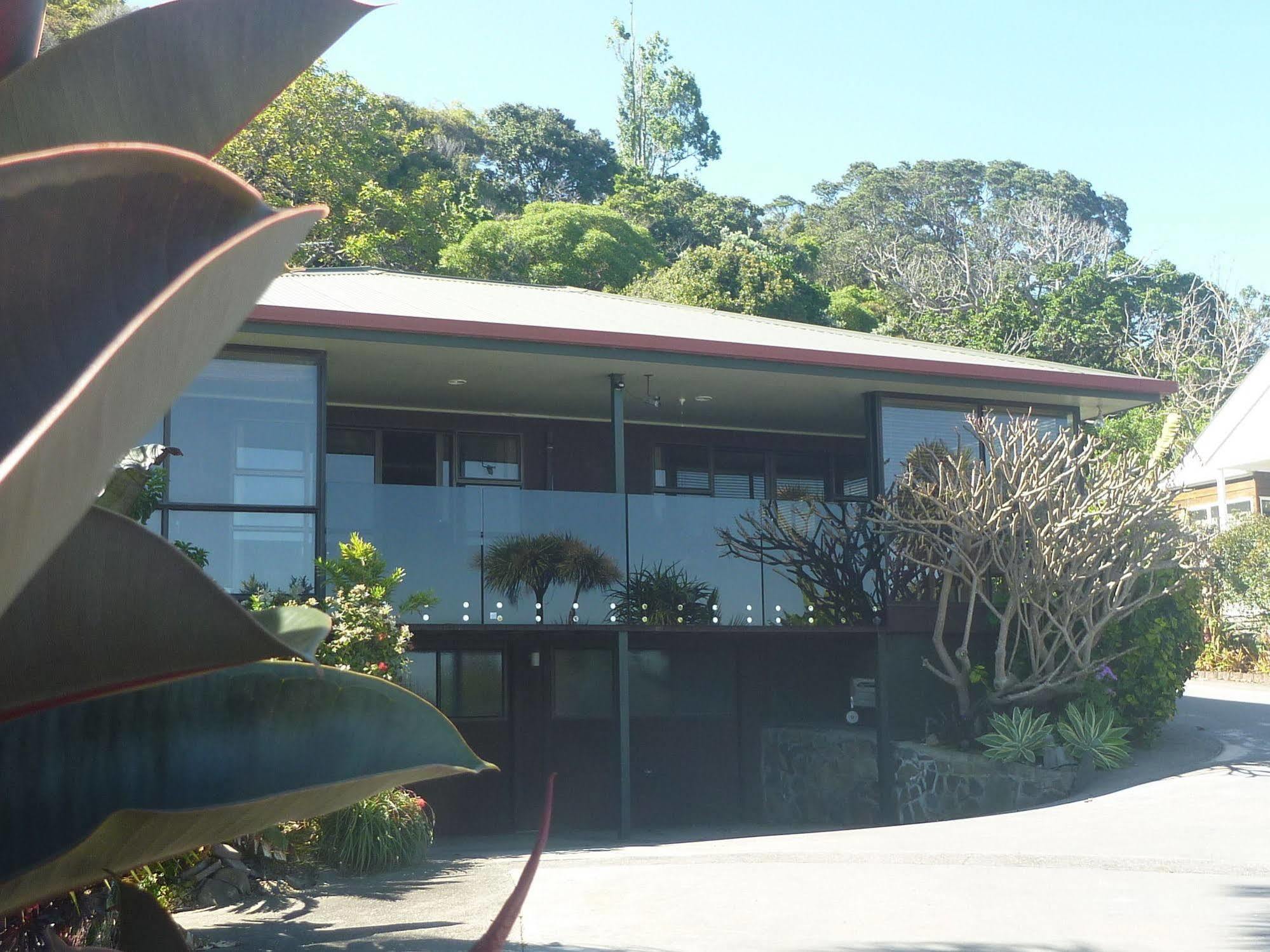 Pohutukawa Coast Bnb Te Puru Extérieur photo
