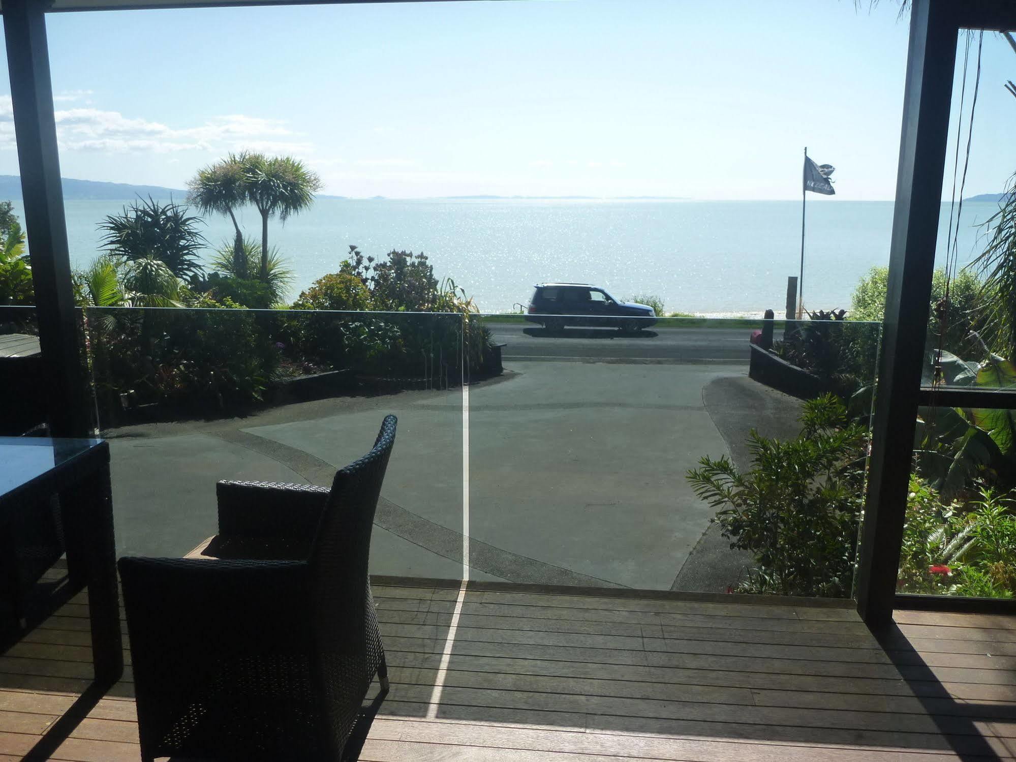Pohutukawa Coast Bnb Te Puru Extérieur photo