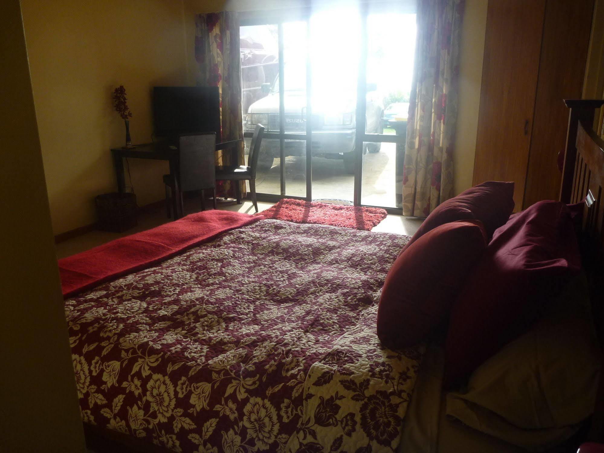 Pohutukawa Coast Bnb Te Puru Extérieur photo