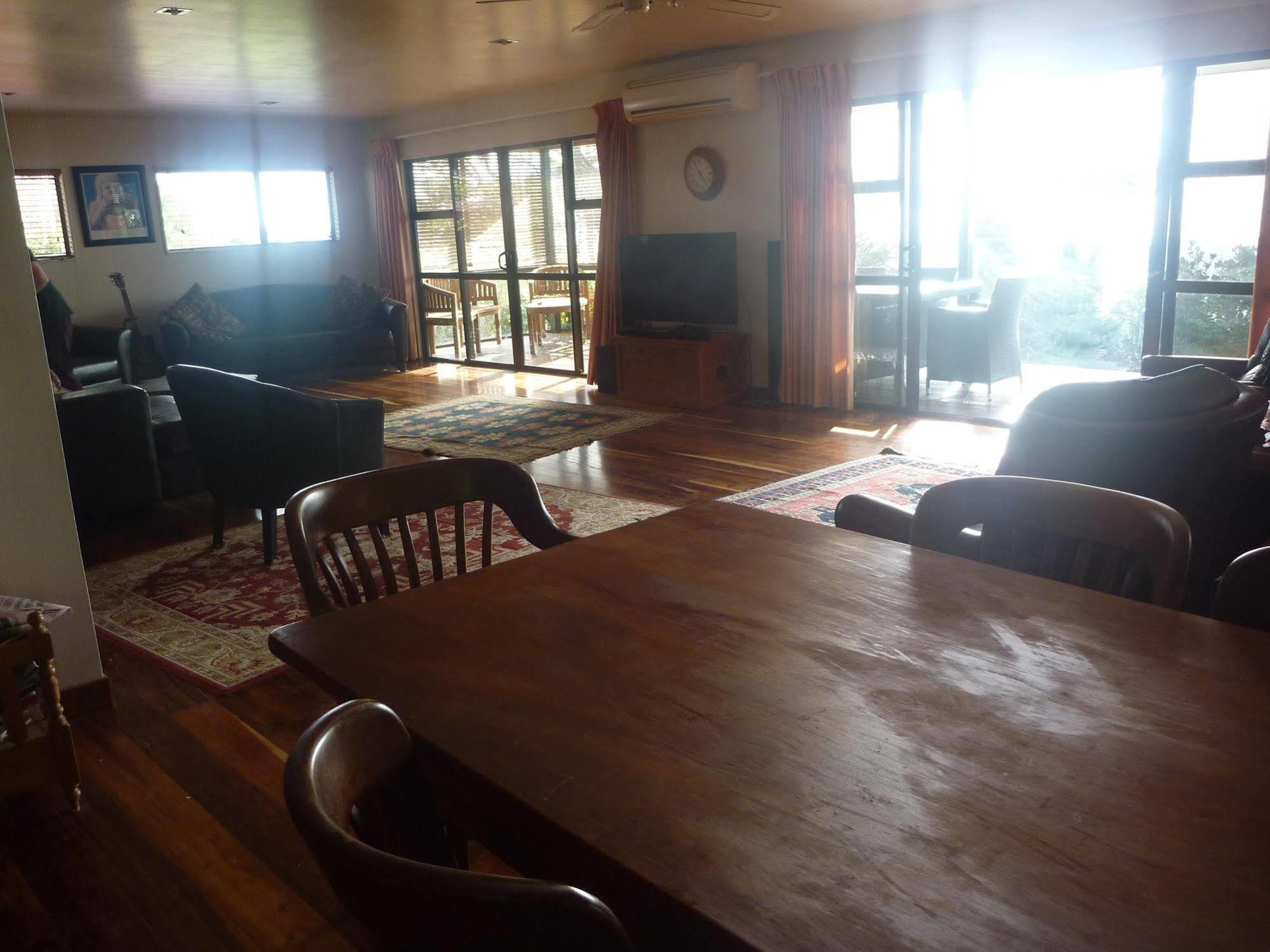 Pohutukawa Coast Bnb Te Puru Extérieur photo